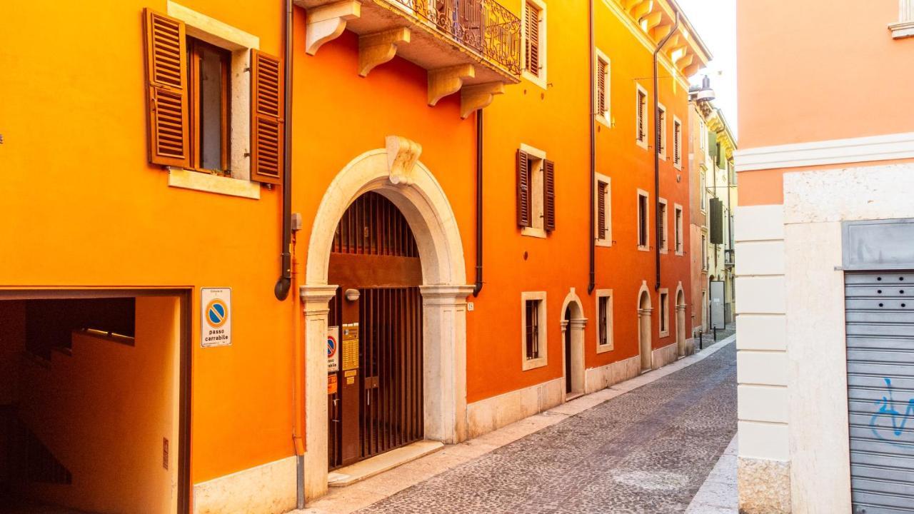 ヴェローナCasa Nicola Ai Filippiniアパートメント エクステリア 写真